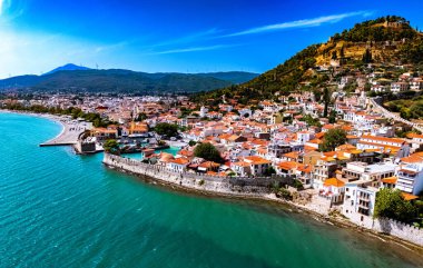 Yunanistan 'ın Korint Körfezi yakınlarındaki Aetolia-Acarnania kentindeki Nafpaktos kenti.