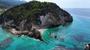 Agios Nikitas Plajı, Lefkada sahilinde, Yunanistan 'ın İyon Adaları' nda