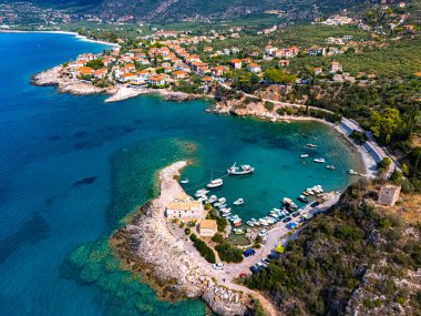 Kardamyli 'deki sahil manzarası, Yunanistan' daki Mani Yarımadası 'ndaki Messenia..