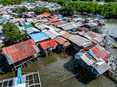 Filipinler 'in Palawan ilindeki Coron kasabasının yoksul ilçesi..