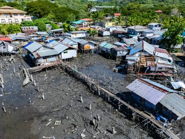 Filipinler 'in Palawan ilindeki Coron kasabasının yoksul ilçesi..