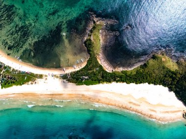 El Nido, Palawan, Filipinler yakınlarındaki Nacpan Sahili 'nin hava manzarası.