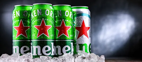POZNAN, POL - APR 01, 2025: Heineken bira konserveleri Hollandalı bira şirketi Heineken N.V tarafından üretildi.