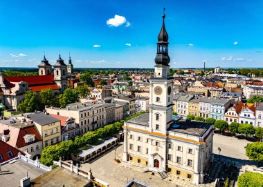 Polonya 'nın Büyük Voyvoda bölgesindeki Leszno eski kentinin mimarisi