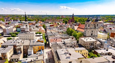 Polonya 'nın Büyük Voyvoda bölgesindeki Leszno eski kentinin mimarisi