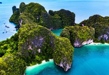 Tayland, Krabi yakınlarındaki Hong Adası 'nın hava görüntüsü.