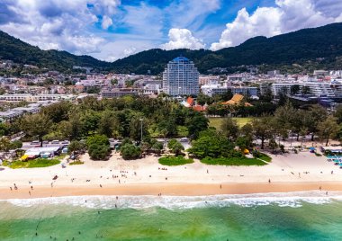 Patong 'un Tayland' daki Phuket Adası 'ndaki hava manzarası.