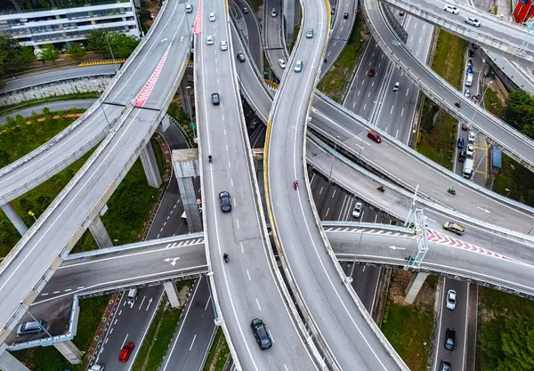 Kuala Lumpur, Malezya yakınlarındaki Petaling Jaya 'da spagetti kavşağı.