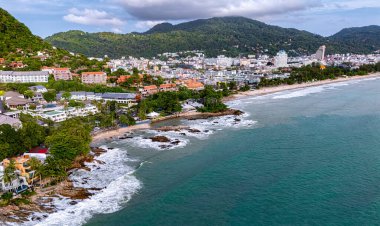 Patong 'un Tayland' daki Phuket Adası 'ndaki hava manzarası.