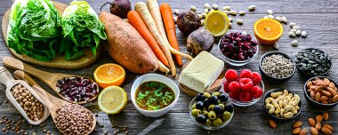 Hyaluronik asit üretimini destekleyen gıdalar.