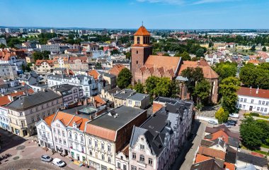 Pomeranya Voyvoda, Polonya 'daki Vistula Nehri üzerindeki Tchew kenti