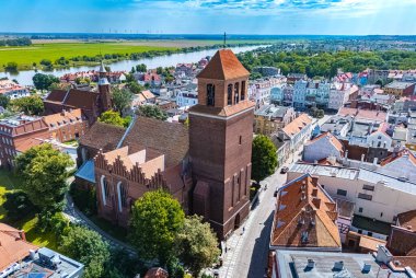 Pomeranya Voyvoda, Polonya 'daki Vistula Nehri üzerindeki Tchew kenti