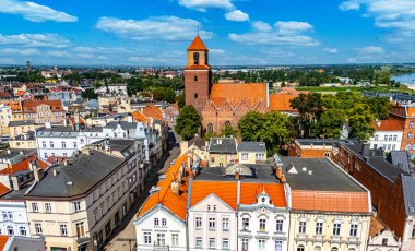 Pomeranya Voyvoda, Polonya 'daki Vistula Nehri üzerindeki Tchew kenti