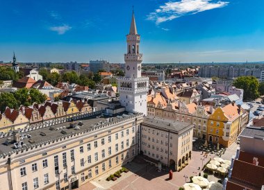 Opole Voyvoda 'daki Opole kasabası manzarası, Polonya.