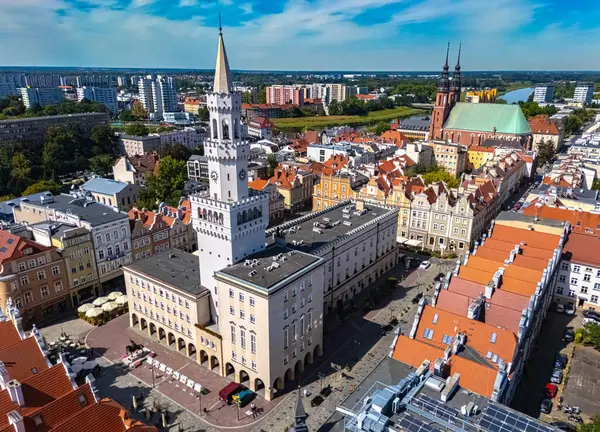Opole Voyvoda 'daki Opole kasabası manzarası, Polonya.