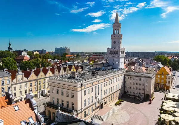 Opole Voyvoda 'daki Opole kasabası manzarası, Polonya.