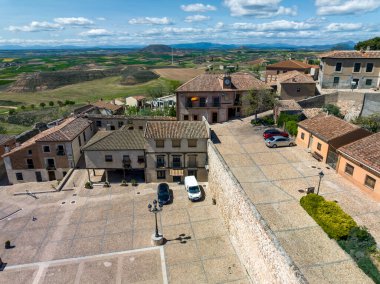 Ortaçağ kökenli güzel belediye binası Hita Guadalajara Castilla La Mancha 'da. İspanya. Seyahat Turizm Tatilleri