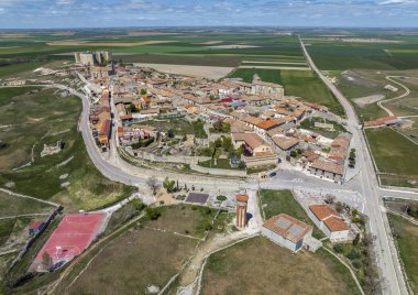 Valladolid İspanya 'nın Montealegre de Campos eyaletinin panoramik hava manzarası