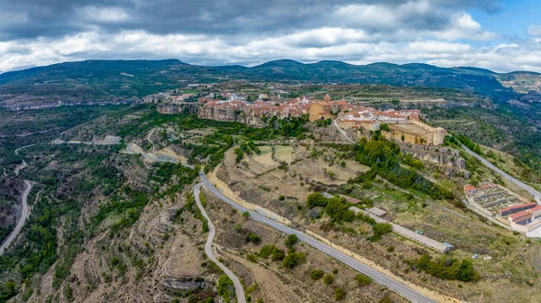Hiszpańskie Średniowieczne Miasto Cantavieja Widok Powietrza Teruel Piękne Miasta Hiszpanii — Zdjęcie stockowe