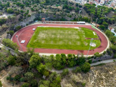 Paco Aguila Barcelona 'nın Badalona kentindeki Can Ferrater' da atletizm pisti