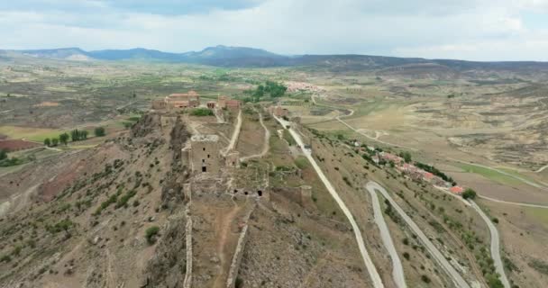 属于昆卡省的西班牙莫亚市 该镇主要大门的空中景观细节 — 图库视频影像