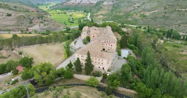 Vista Aérea Panorámica Del Monasterio Del Carmen Pastrana Provincia Madrid — Vídeos de Stock
