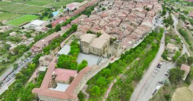 Laguardia, Rioja Alavesa, Bask Ülkesi, İspanya, havadan panoramik manzara. Aday gösterilmiş güzel kasaba
