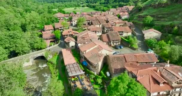 Barcena Mayor Cantabrië Panoramisch Uitzicht Vanuit Lucht Beschouwd Als Een — Stockvideo