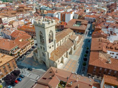 Palencia 'daki San Miguel Kilisesi. İspanya