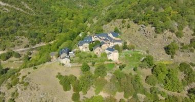 Cardet panoramik hava manzarası, Vall de Boi, Lleida Katalonya İspanya, Lleida ilinde
