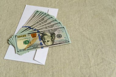 Bir zarfta yığınla dolar..