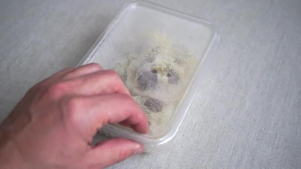 Albóndigas Recipiente Plástico Comida Rápida — Vídeo de stock