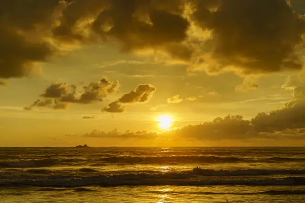 Sun Setting Horizon Sea Orange Clouds — Stock Photo, Image