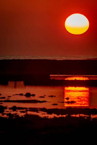 Puesta Sol Playa Los Corrales Corrales Peces Rota Cádiz España —  Fotos de Stock