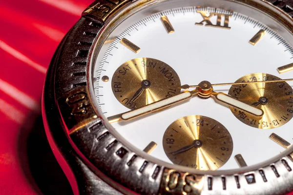 Een Zeer Luxe Man Horloge Van Armbandje — Stockfoto