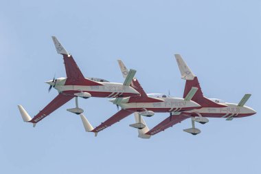 TORRE DEL MAR, MALAGA, SPAIN-JUL 14: Patrouille REVA uçakları 14 Temmuz 2019 tarihinde Torre del Mar, İspanya 'nın Torre del Mar kentinde düzenlenen 4.