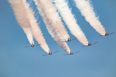 Motril, Granada, İspanya-Jun 30: Patrulla Aguila uçak Casa C-101 Haziran'da Torre del Mar 14 airshow bir sergiye katılan 30 Haziran 2019, Motril, Granada, İspanya