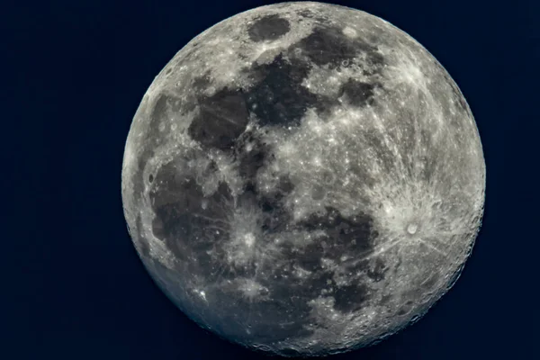 Måneoppslag Som Viser Månens Overflate Mars 2019 – stockfoto