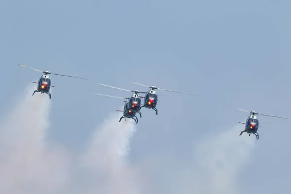 トレデルマール マラガ スパニン ジュール14 パトラアスパ ヘリコプターユーロコプターEc 120コリブリ 2019年7月14日にトレデルマル スペインのトレ マルで開催された4回目のエアショーに参加 ストック画像