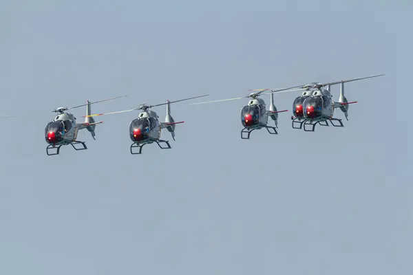 Malaga Spanien Maj Helikoptrar Från Patrulla Aspa Deltar Utställning Den Stockbild