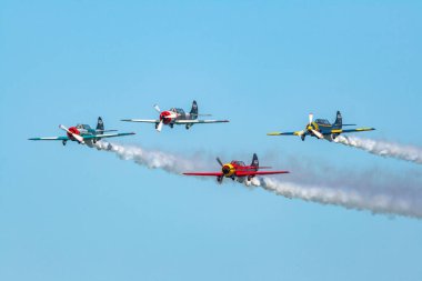 Cadiz, İspanya-14 Eylül: uçak ile akrobatik jacob 52 sergiye katılan üzerinde 1 airshow cadiz üzerinde Eylül 14, 2008, cadiz, İspanya devriye