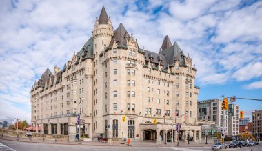 Ottawa, Ontario - 19 Ekim 2022: Ottawa Laurier Şatosu 'nun dışı.