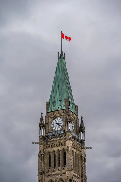 Mírová Věž Hlavním Bloku Budovy Parlamentu Ottawě Kanadě — Stock fotografie
