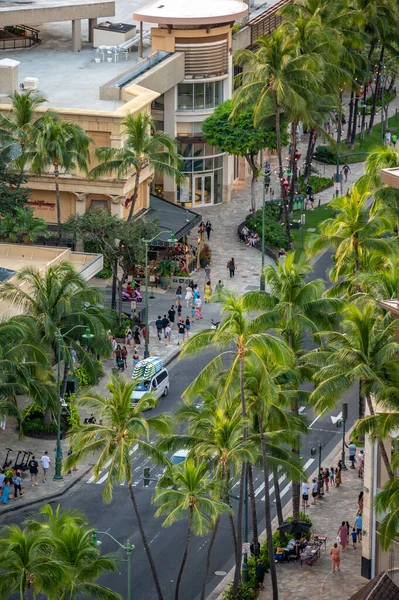 Honolulu Hawaii December 2022 View Looking Kalakaua Avenue Waikiki Evening — 스톡 사진