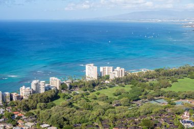 View of homes from the Diamond Head vulcano lookout.