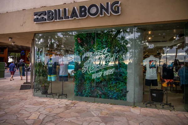 Honolulu Hawaii December 2022 Exterior Billabong Store Kalakaua Avenue — Foto de Stock