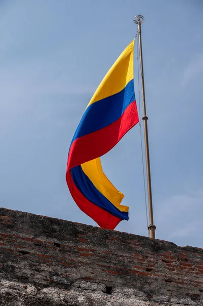 Kilátás Kolumbiai Zászlóra San Felipe Barajas Erőd Bástyái Felett — Stock Fotó