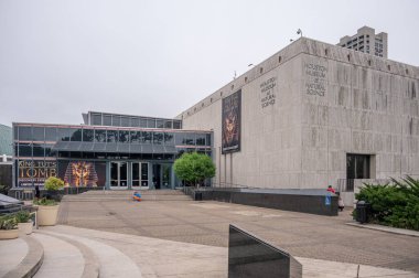 Houston, Teksas - 7 Nisan 2023: Houston Doğal Bilim Müzesi 'nin dışı.