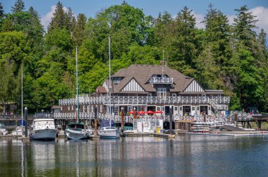 Vancouver, British Columbia - 27 Mayıs 2023: Stanley Park 'taki Vancouver Kürek Kulübü binasının manzarası.