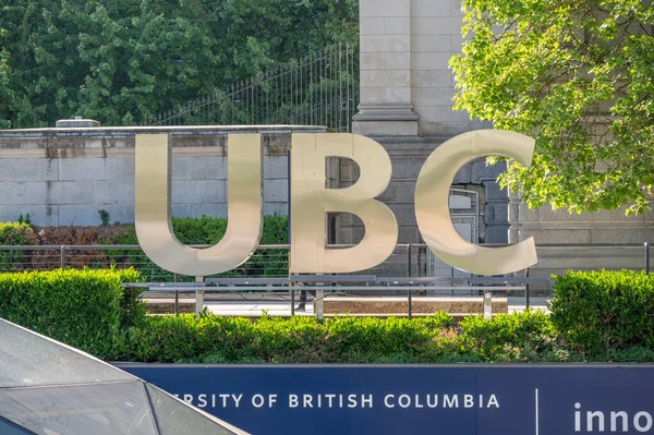 Vancouver Columbia Británica Mayo 2023 Logotipo Firma Ubc Robson Square — Foto de Stock
